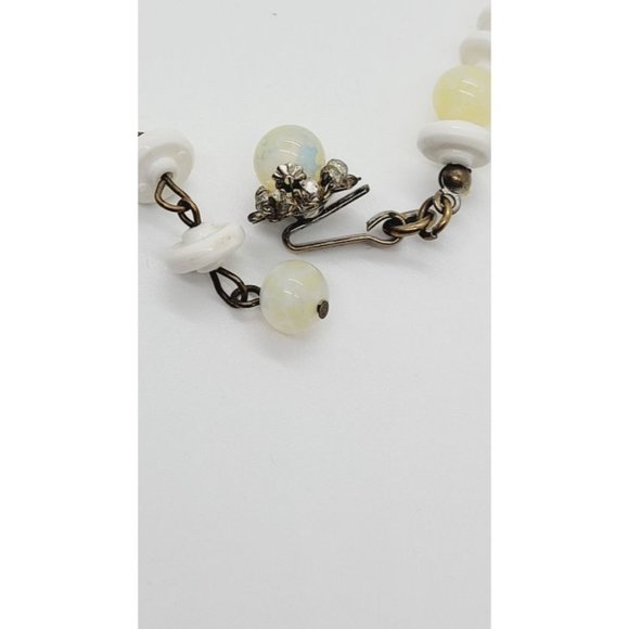 Stunning Vintage Miriam Haskell 1950 Vaseline Glass Yellow Necklace Signed Rare - Picture 8 of 10